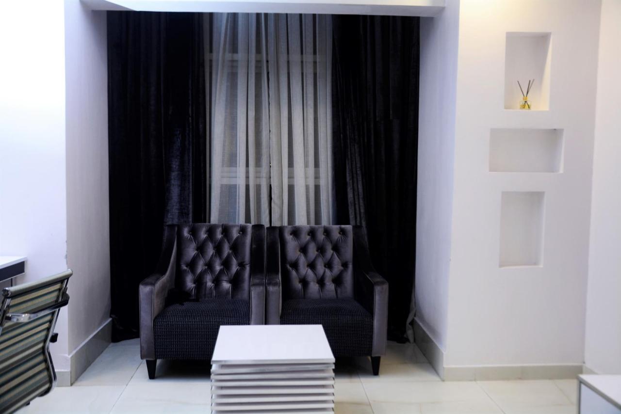 Caesar'S Luxury Hotel Лекки Экстерьер фото