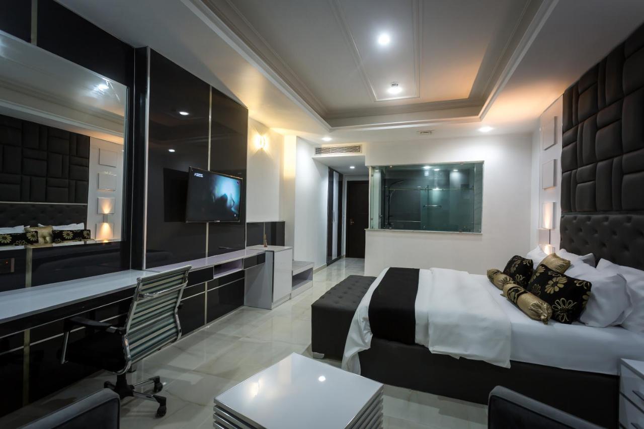 Caesar'S Luxury Hotel Лекки Экстерьер фото