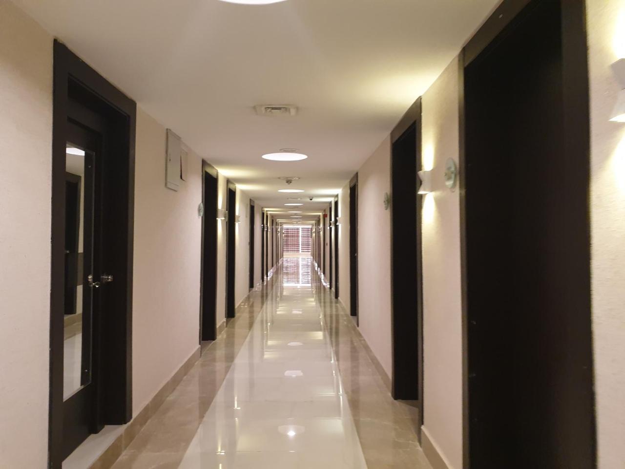 Caesar'S Luxury Hotel Лекки Экстерьер фото